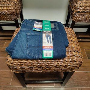 Izod Men's Comfort Stretch Straight Fit Jeans.